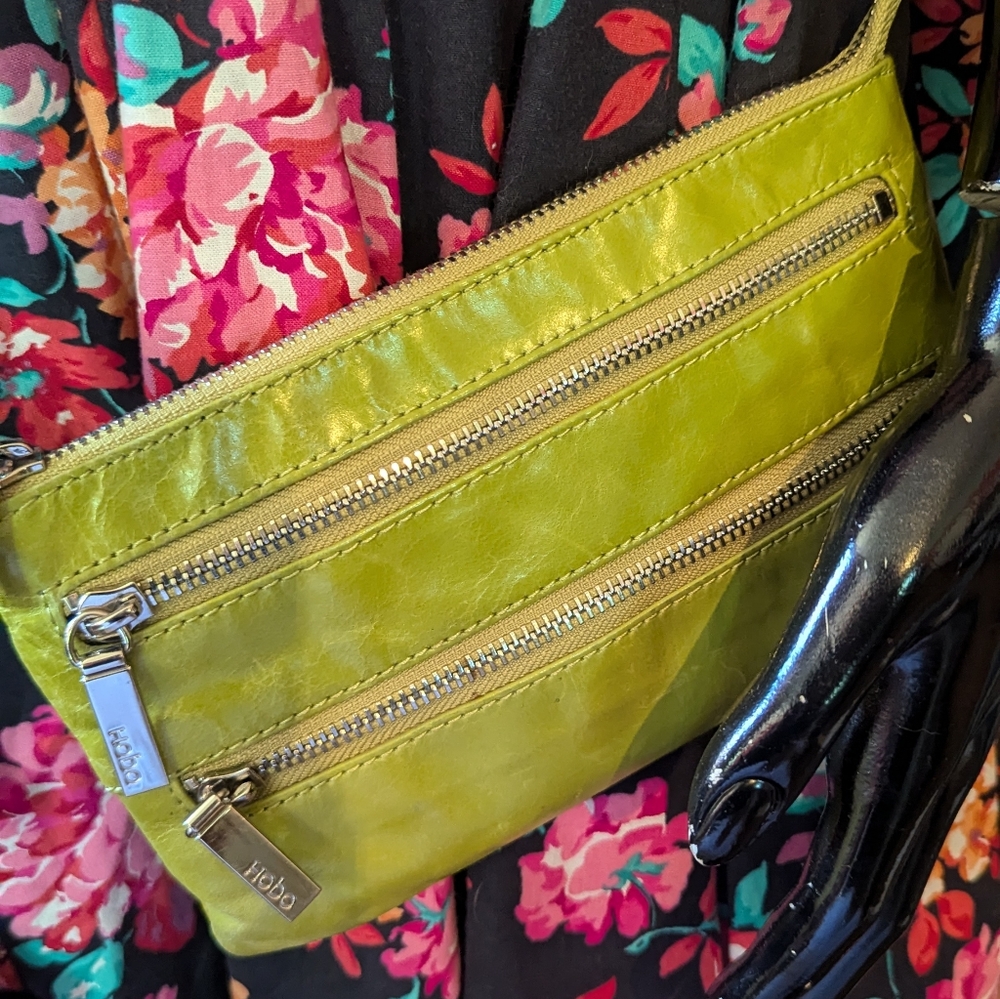 Cute Hobo International vintage leather crossbody